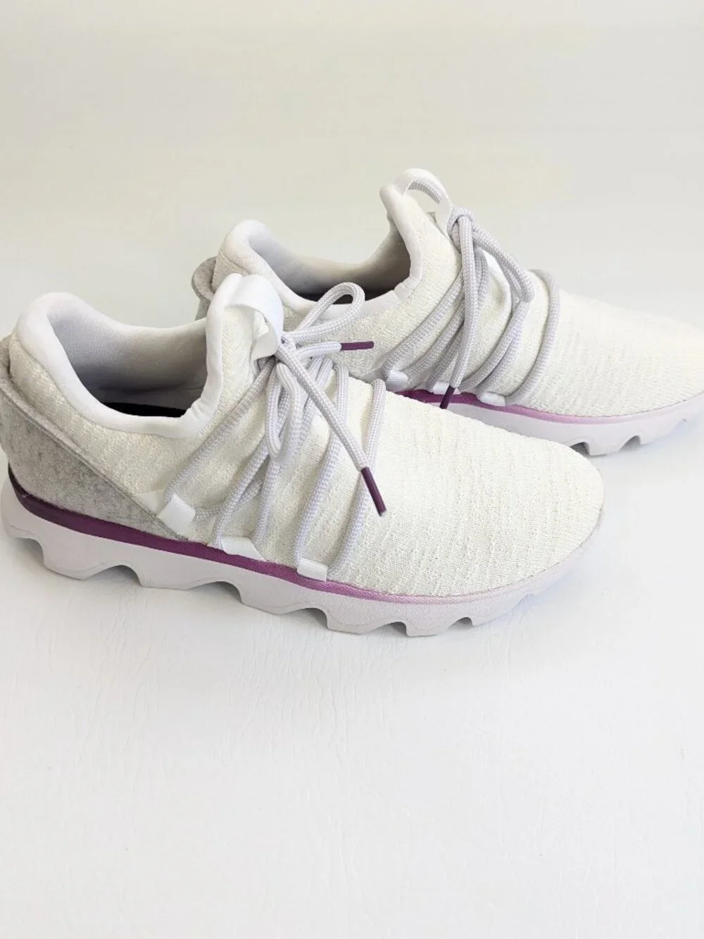 Sorel Kinetic Impact 11 Lace Sneakers White Size 8 Women's